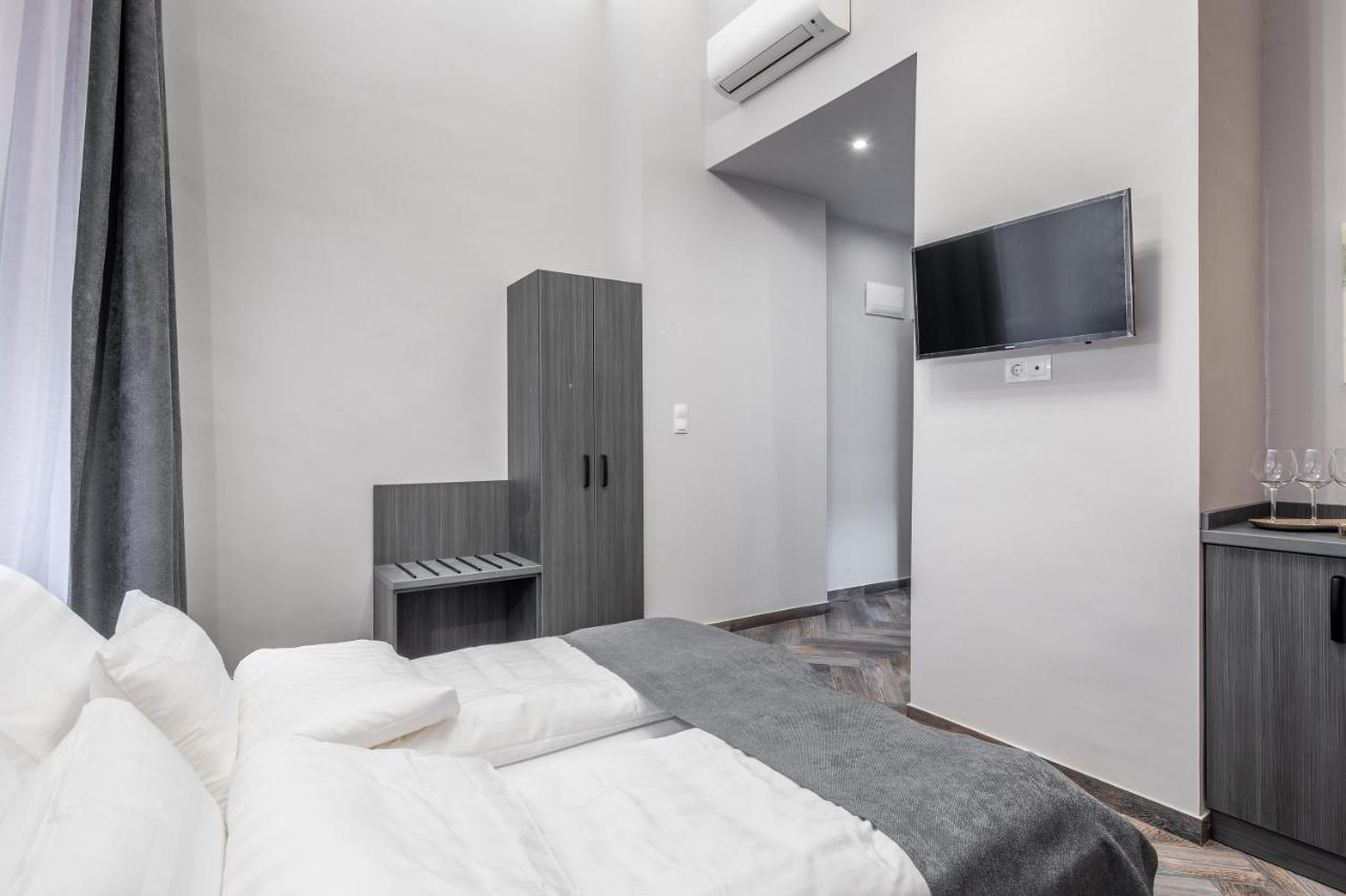 Stunning Apartment In The Hearth Of Budapest Exterior foto